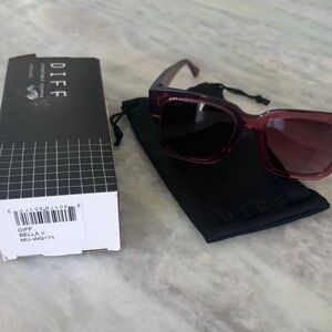 DIFF Eyewear Women's Sunglasses - Deep Red